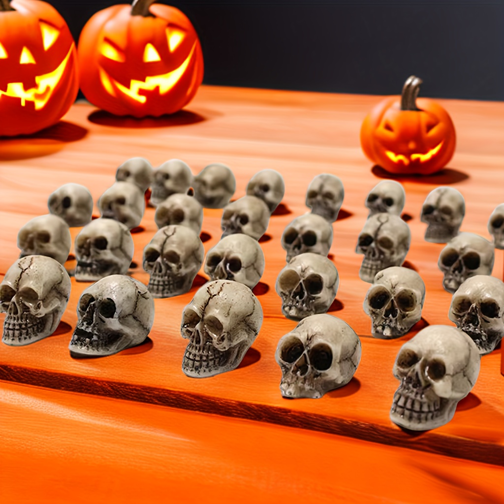 Realistischer Kunststein Totenkopf, für Halloween