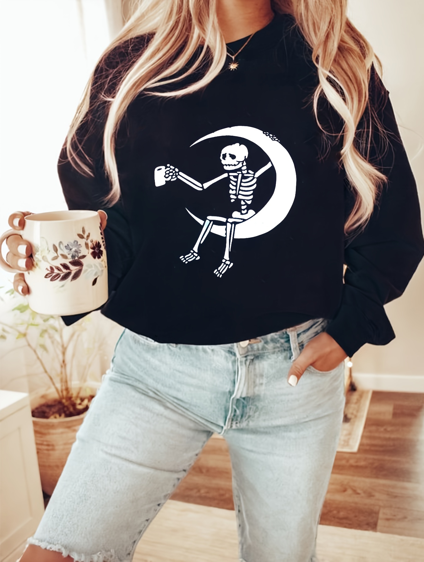 SUDADERA CALAVERA RELIEVE