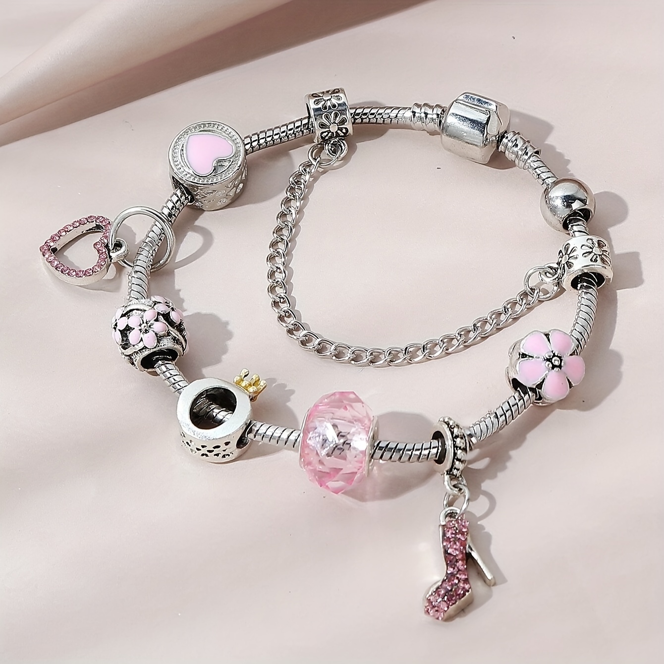 

1pc Fashion And Delicate Rhinestone Heart And Flower Charm Bracelet, Versatile And Easy-to-wear, Combine Well With Any Outfit