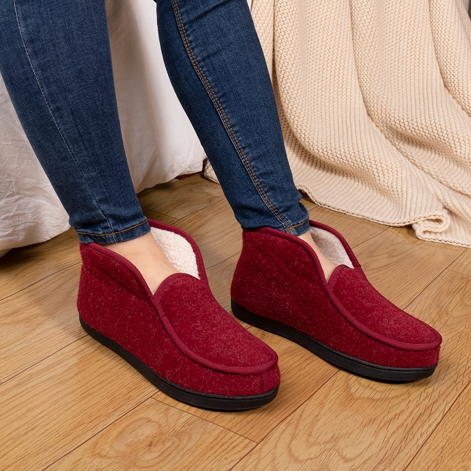 Women's Fleece Liner Indoor Slippers Solid Comfort Shoes