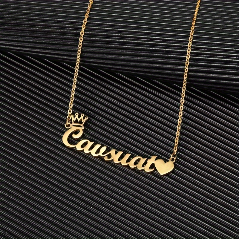 

Personalized Love Heart First Letter Small Crown Stainless Steel Laser Cut Name Necklace Ladies Name Birthday Decoration Girlfriend Gift (customied Only English Language)