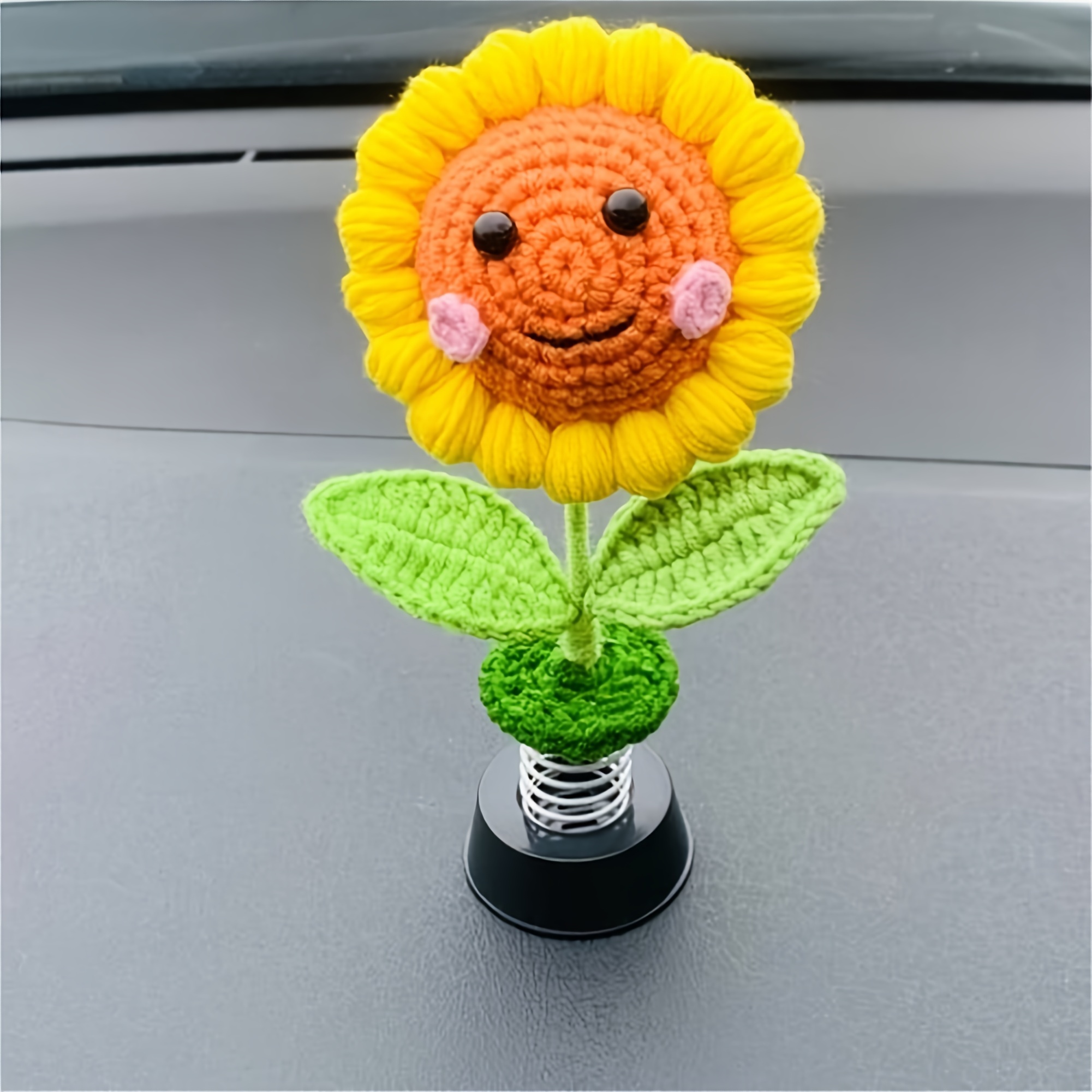 Decoración del tablero de instrumentos del coche de flores de ganchillo,  accesorios de coche Bobblehead de pequeñas flores para mujeres, lindos  accesorios de coche interior, ambientador de aire del coche 
