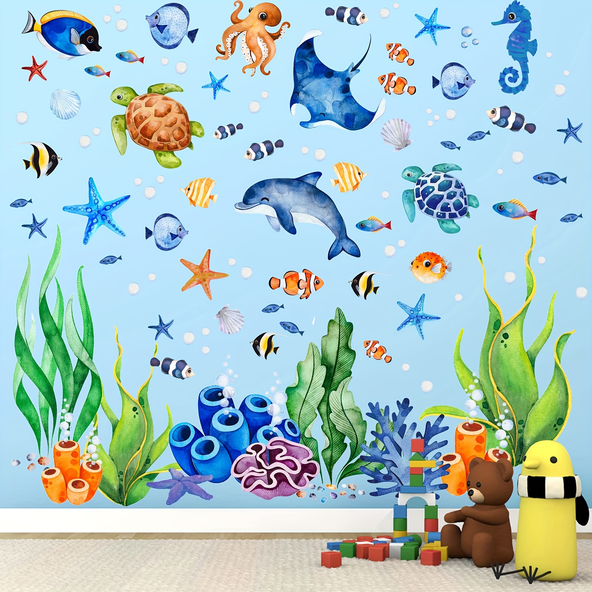 Décoration murale avec des formes de poissons