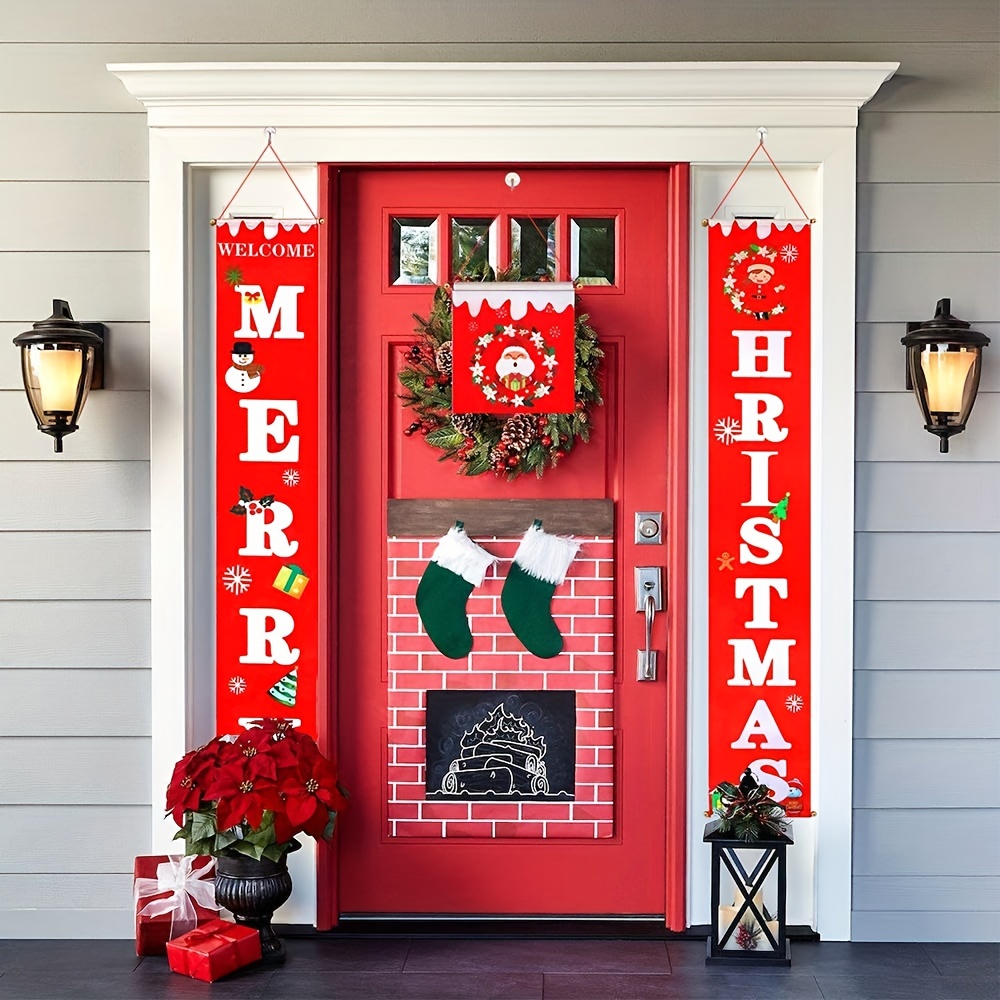 Puerta Decorada De Navidad Con Cortina Imagen editorial - Imagen de  tradicional, rojo: 164084660
