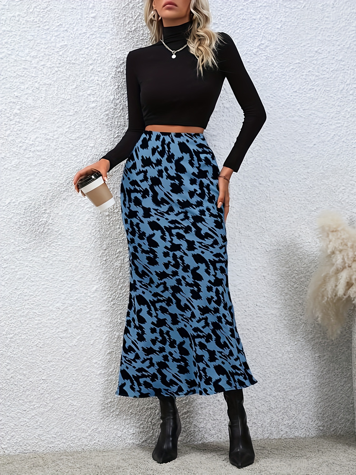 Leopard Print Leggings Are Our Answer To Summer's Leopard Print Midi Skirts