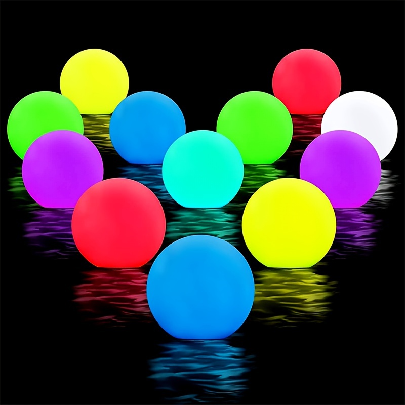 PVCS Le jouet de piscine 16 couleurs brillent la boule 16 LED gonflable  allument le ballon de plage avec la télécommande 