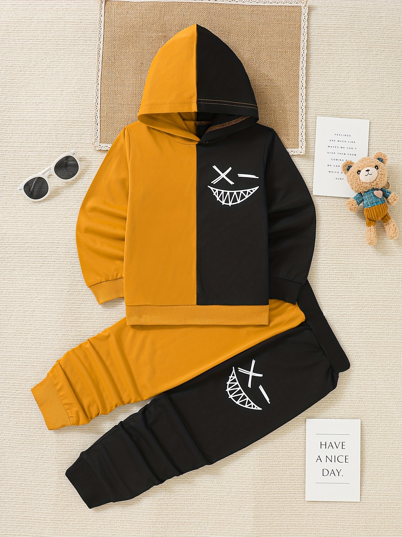 2-piece Kid Boy Face Emojis Print Hoodie Sweatshirt and Pants Set
