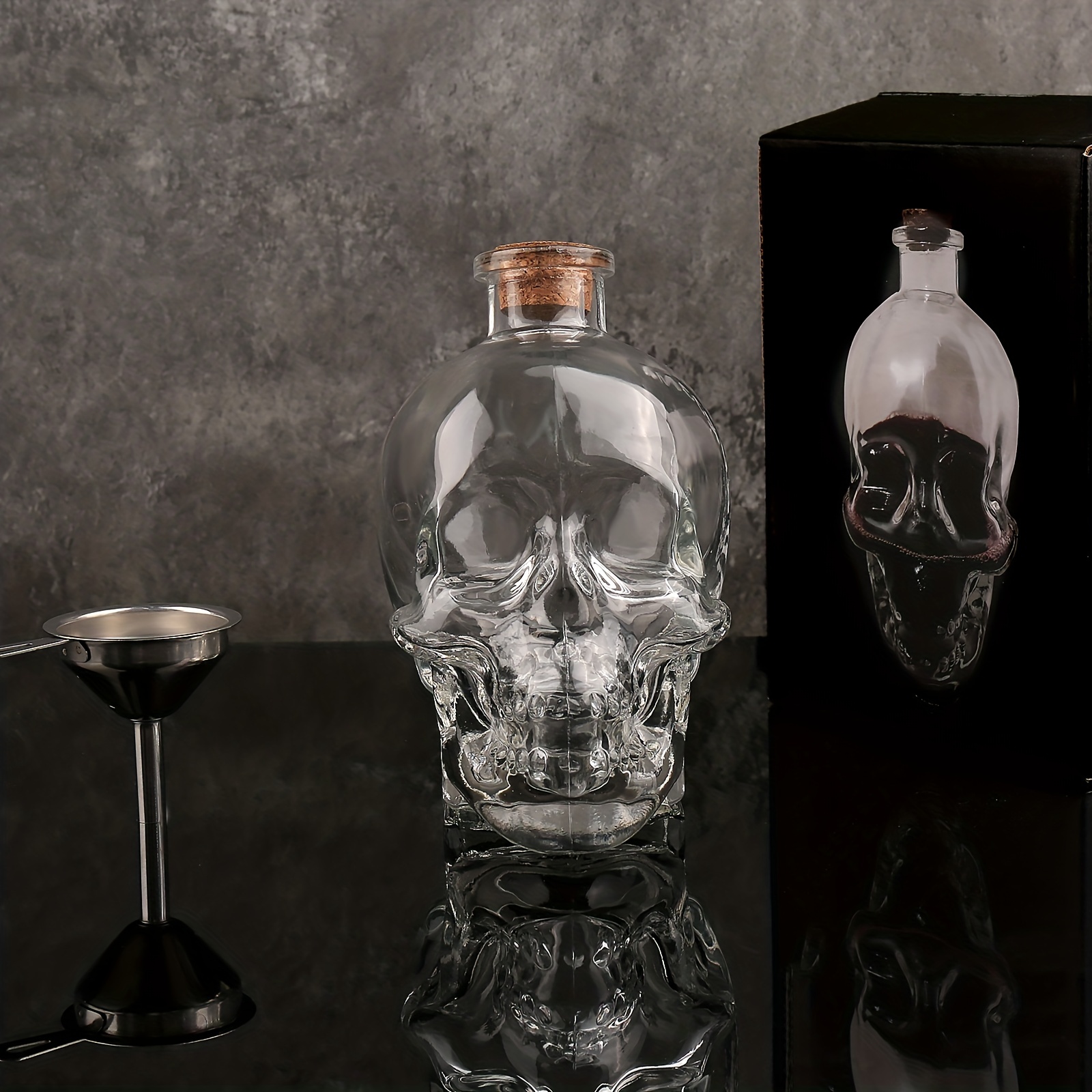 Whiskey Decanter Creative Glass DarthVader Bar Set Wine Glasses Portable  Carafe Skull Decanter 750 ML For Man Gift