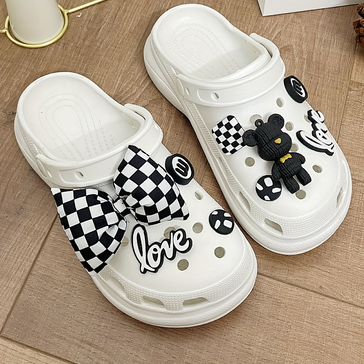 

Black & White Bowknot & Bear Fashion Cartoon Shoe Charms For Clogs Garden Shoes Decoration, Diy Accessories