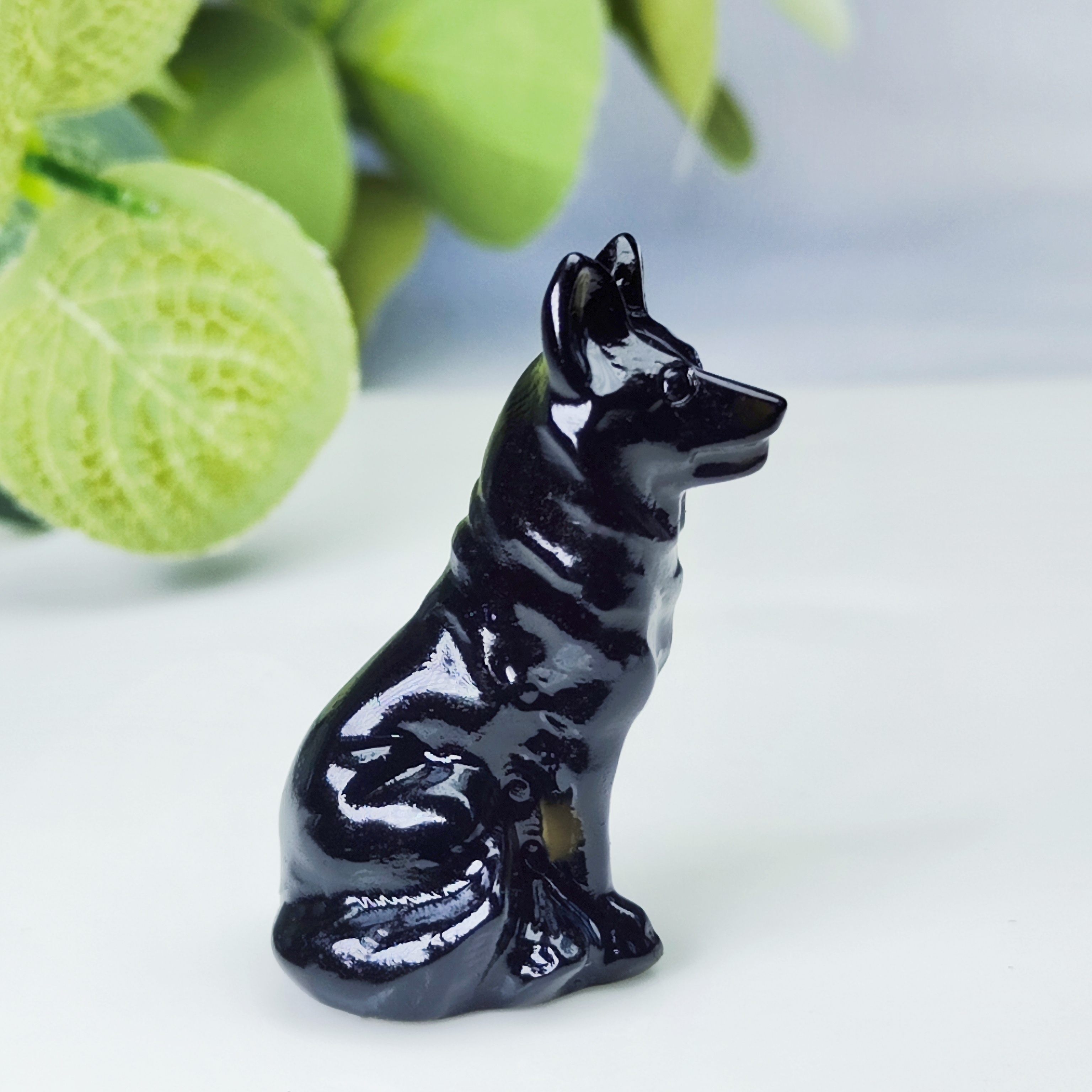 Image of 1pc Crystal Carved Wolf, Christmas Gift, Living Room Decoration, Home Decoration, Creative Decoration, Crystal Birthday Gift, Valentine's Day Gift, Wolf Dog, Pet Ornaments, Animal Ornaments