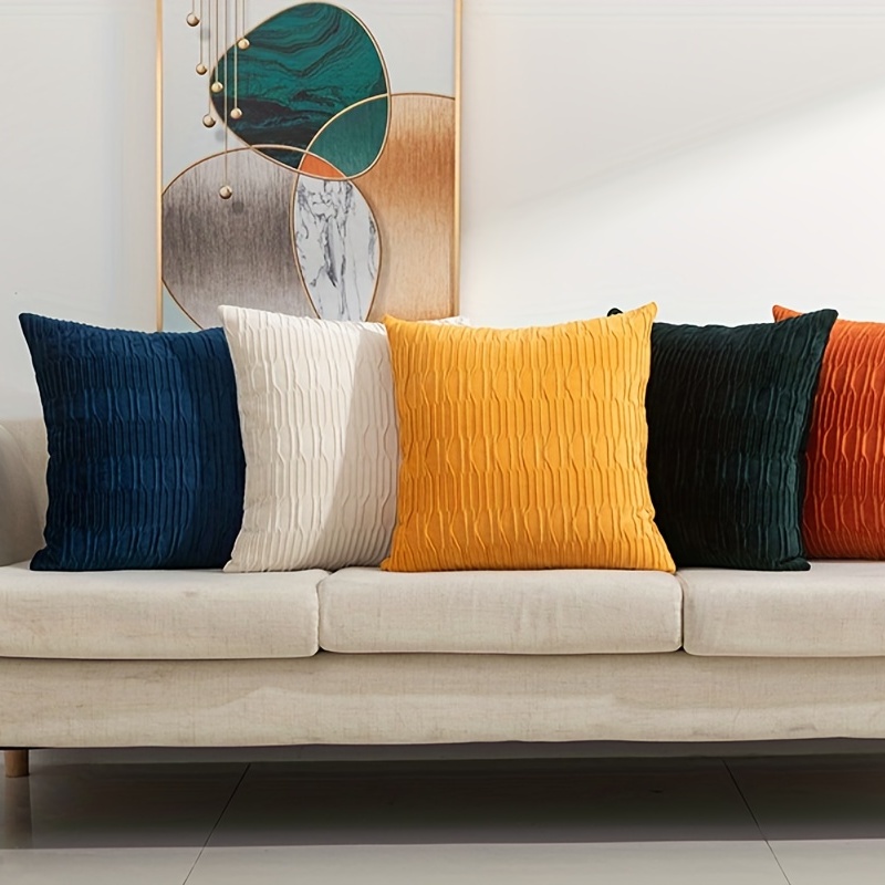 Fundas para proteger sofás, almohadas y cojines en tu hogar