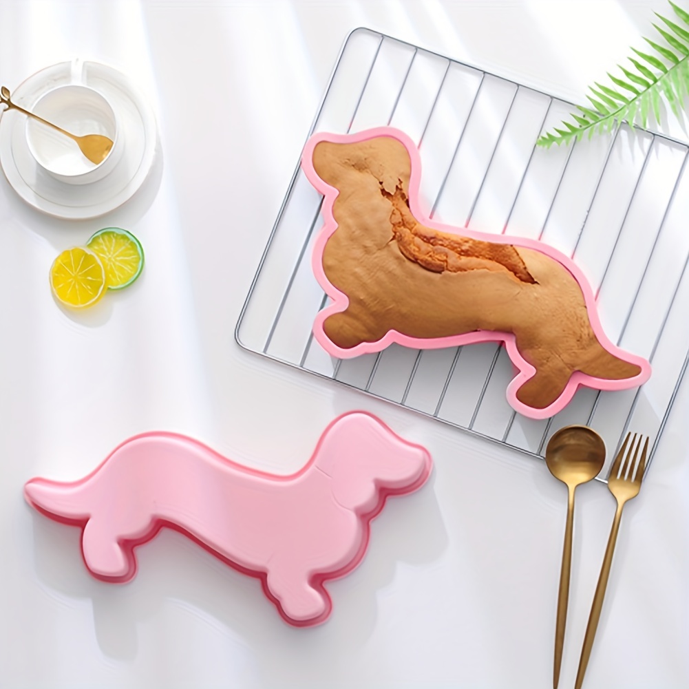 Dog shaped outlet cake pan