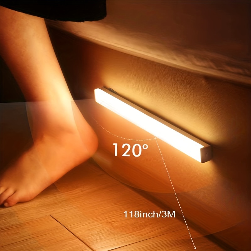 Luz de cama recargable activada por movimiento, iluminación debajo del  gabinete, tira LED flexible con sensor de luz nocturna automática para