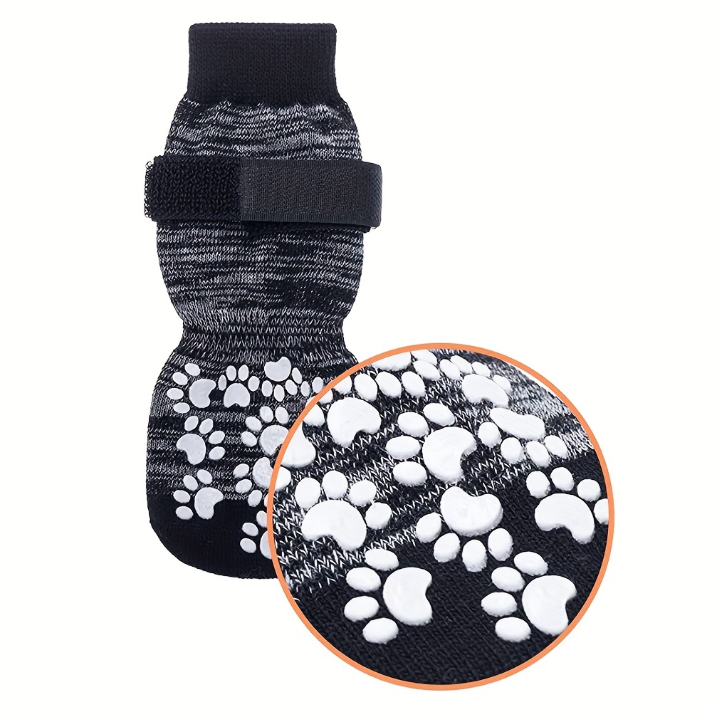 4 PCS Anti Slip Dog Socks, Dog Claw Socks, Pet Paw Protector Dog Boots  Double-sided Non-slip Strong Traction Control With Adjustable Strap for  Small Medium Large Dogs Indoor Wear Outdoor Walking S 