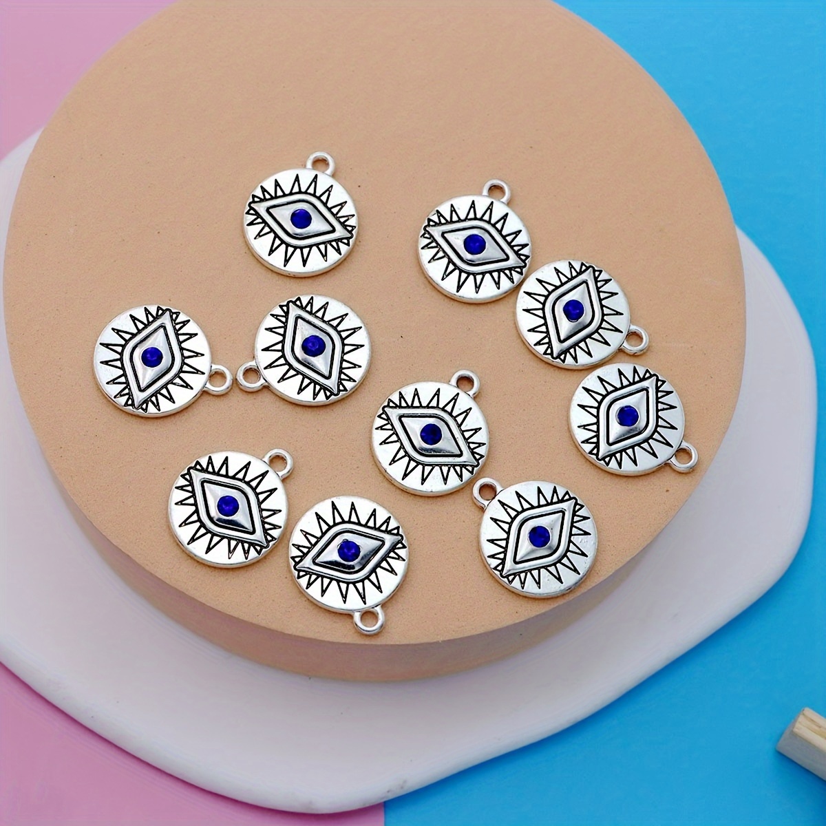 TEMU 10 Pièces Fournitures pour Petites Entreprises Pendentifs en Alliage de Plaqué Argent Antique Yeux pour /Boucles d'Oreilles DIY Création de