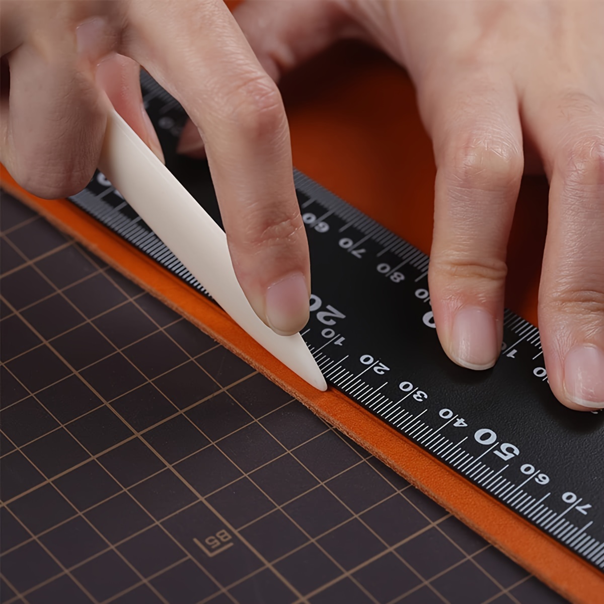 Piegatore In Osso Per Carta E Cuoio - Strumento 20 Cm Per Pieghe Precise In Artigianato E Origami - Foto 2