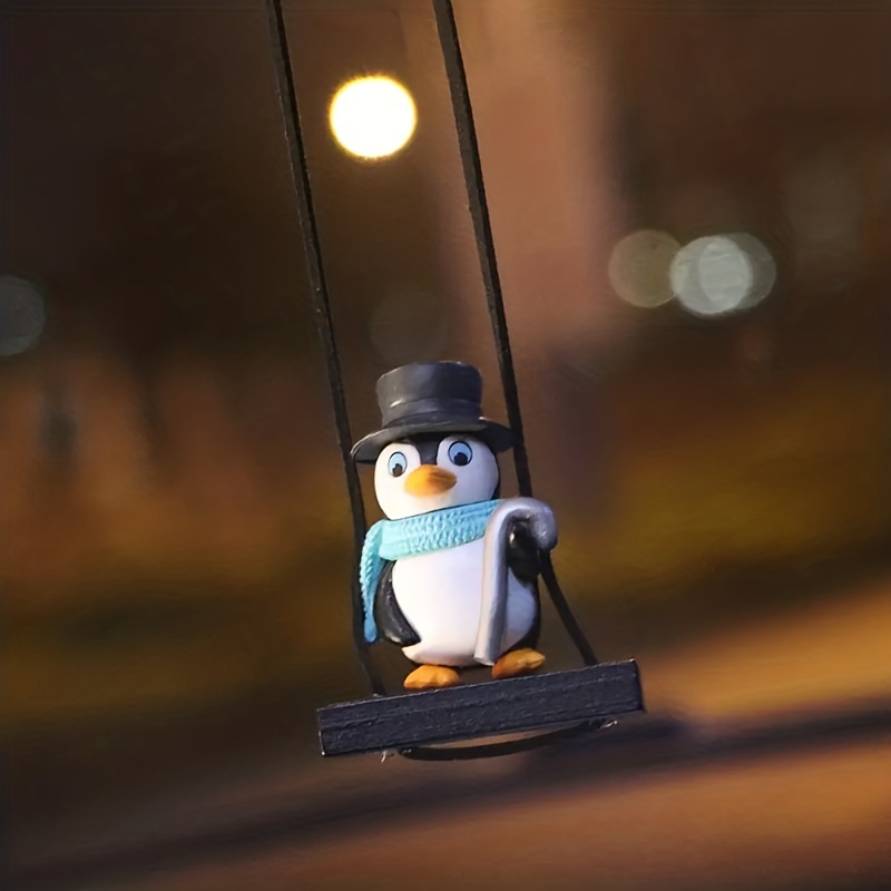 Niedlicher Cartoon-schaukel-pinguin-anhänger Rückspiegel