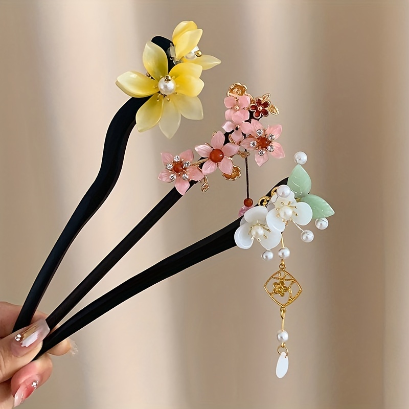 Flower Blossom Chinese Hair Pin Minimalist U Shape Hair Stick With Long  Tassels 
