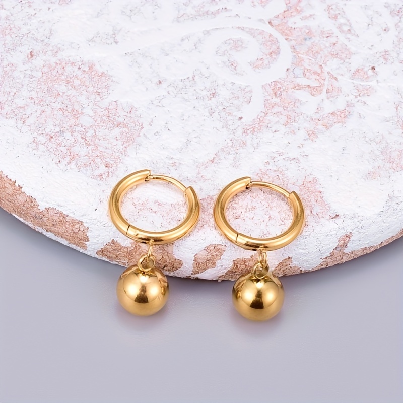 

European And American Simple Fashion Trend Golden Bean Earrings Do Not Fade Anti-allergic High-end Ladies Earrings