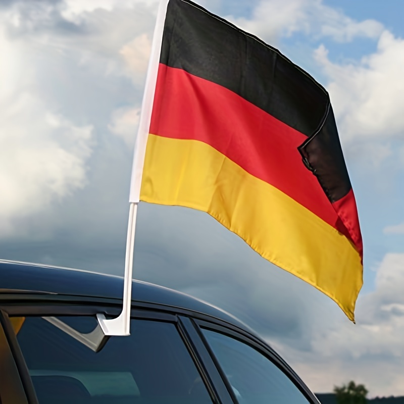 Porte drapeau orientable extensible pour drapeaux de voitures