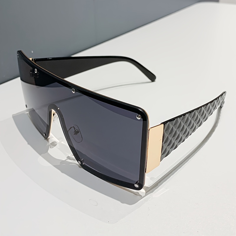 in-Stock Merchandise Lv's Sunglasses Ergonomic Design Fashion