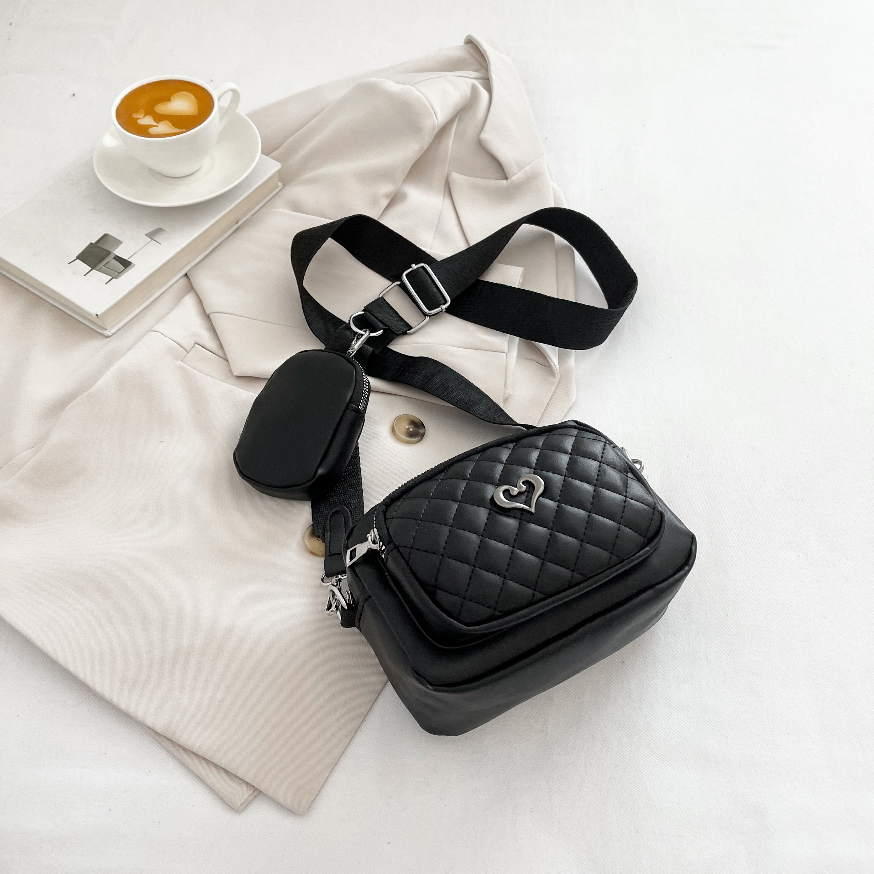Argyle Quilted Chain Crossbody Bag, Heart Decor Flap Purse, Women's Lovely  Square Handbag - Temu