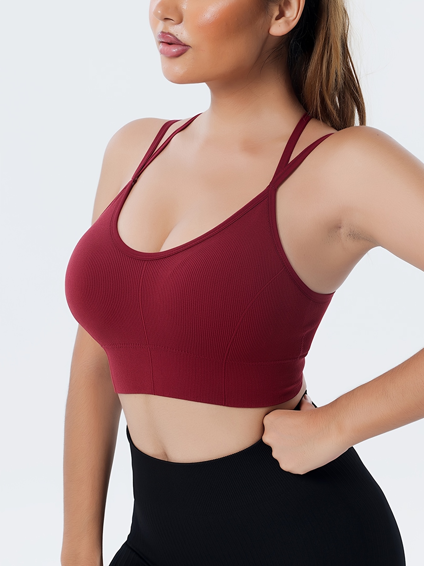 Padded Sports Bra for Women Spaghetti Strap Athletic Tank Tops Sleeveless  Square Neck Double Layer Workout Tops White : : Clothing, Shoes &  Accessories