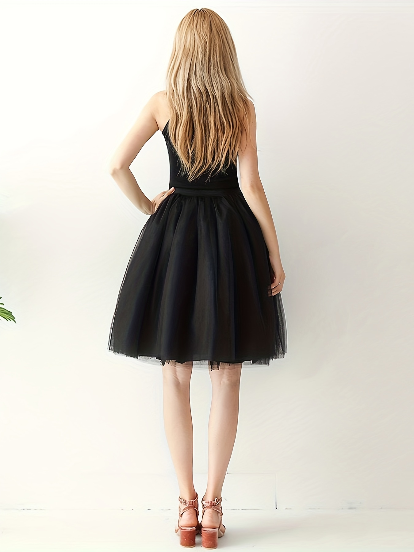 Short black 2024 mesh skirt