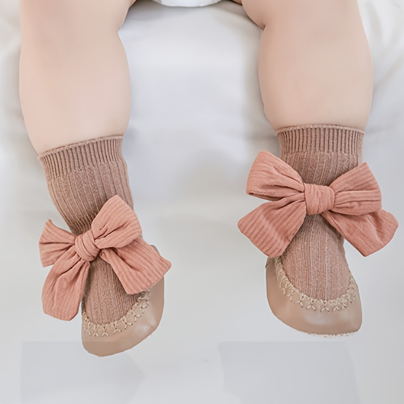 of Cute Girl'S Slip-On Shoes with Large Flower Design - Soft Fabric, All-Season Comfort, No Insole, Perfect for Walking Practice, Allseason Shoes|Playful Design|Soft Fabric Shoes