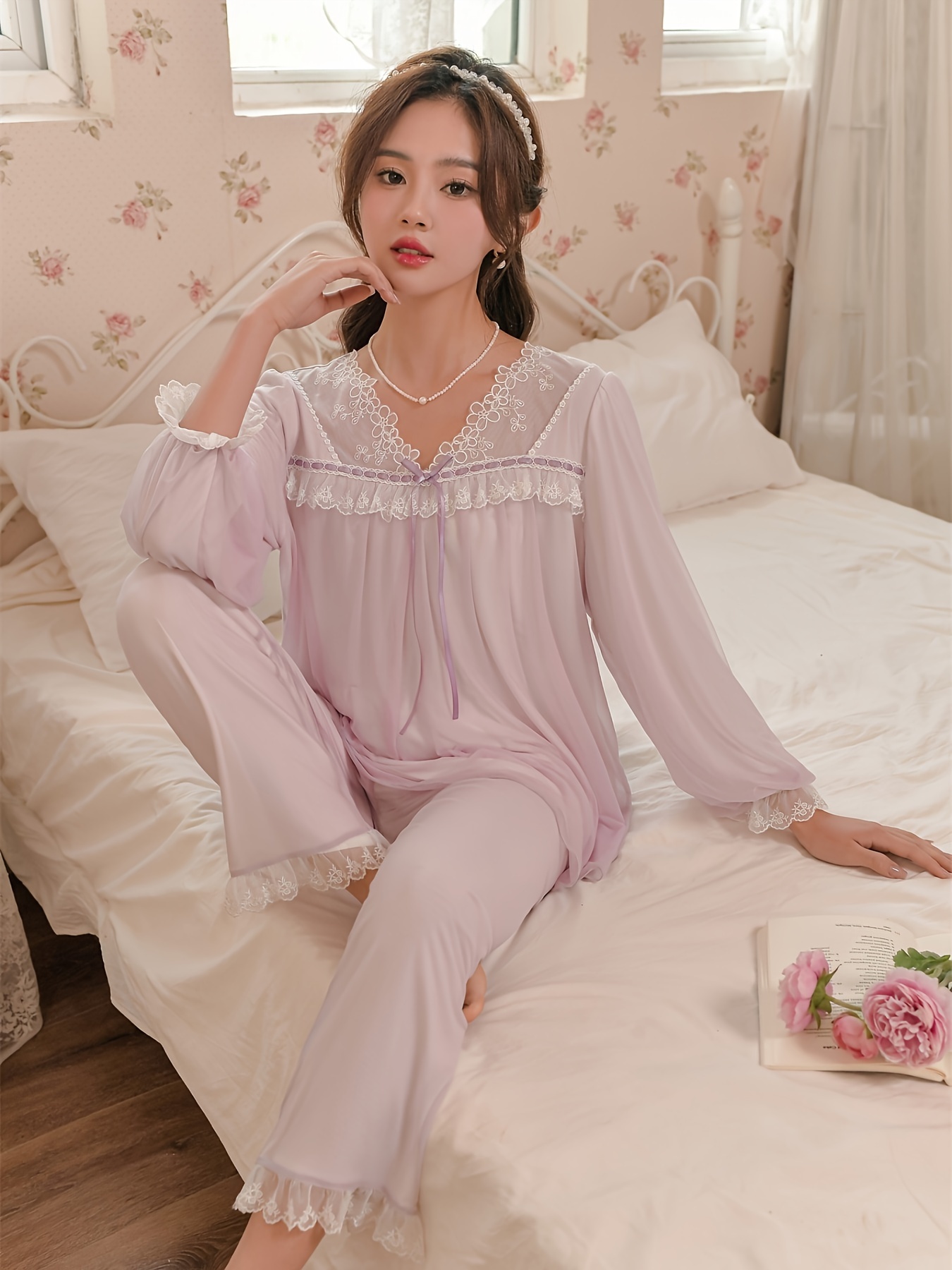 Women's V-neck lace edge Modal Nightgown Mesh Long Sleeved Pajamas