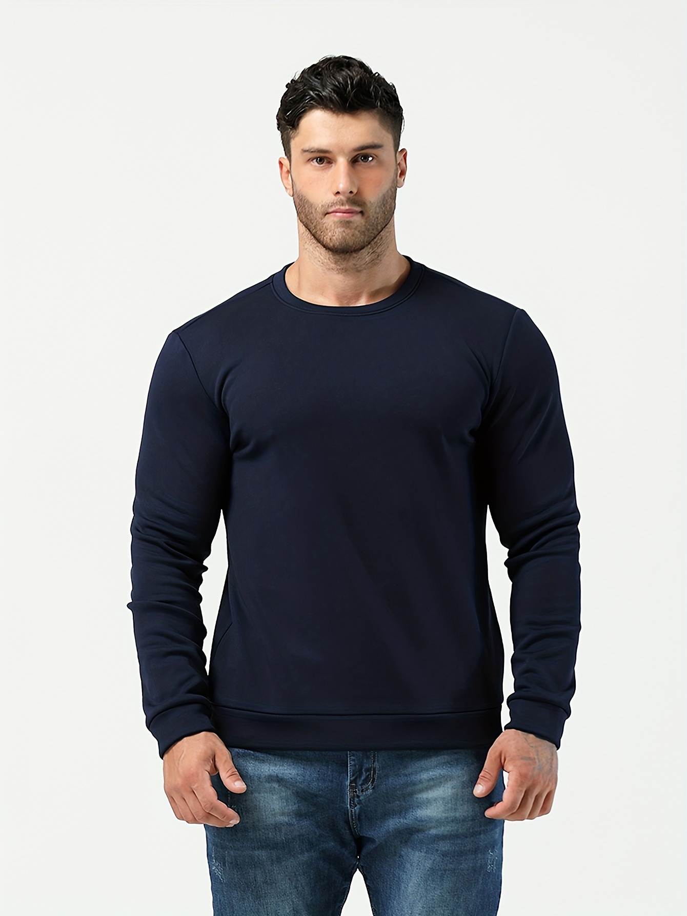 Men Navy Solid Crew Neck Sweatshirt