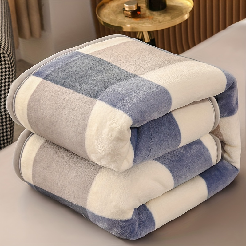 

1pc Coral Velvet Blanket Sheets Plus Velvet Blanket Nap Blanket Office Blanket Thickened Winter Milk Velvet 4 Seasons Blanket