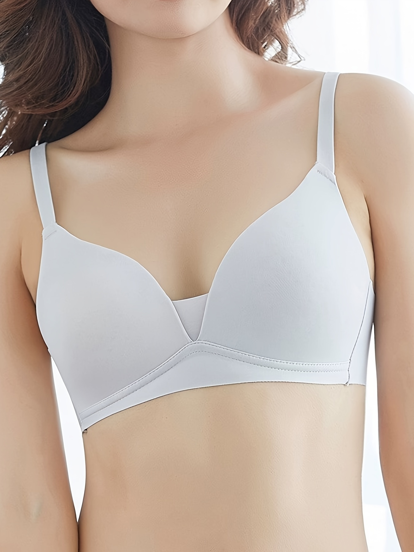 Women's Comfortable Effect Strapless Underwear for Women's Small Chest  Gathering Bra Wrapping No Steel Ring (Beige, M) at  Women's Clothing  store