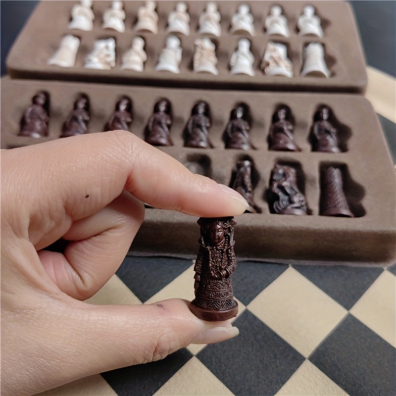 Antique Chess Large Chess Pieces Artificial Leather Chessboard Resin Chess  Pieces Character Modeling Gift Entertainment Game Box - Temu