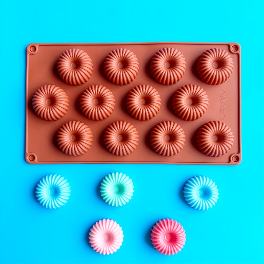 Candy Shaped Fondant Molds, 3d Silicone Molds, Large And Small Candy Molds, Chocolate  Molds, For Diy Cake Decorating Tool, Baking Tools, Kitchen Accessories -  Temu