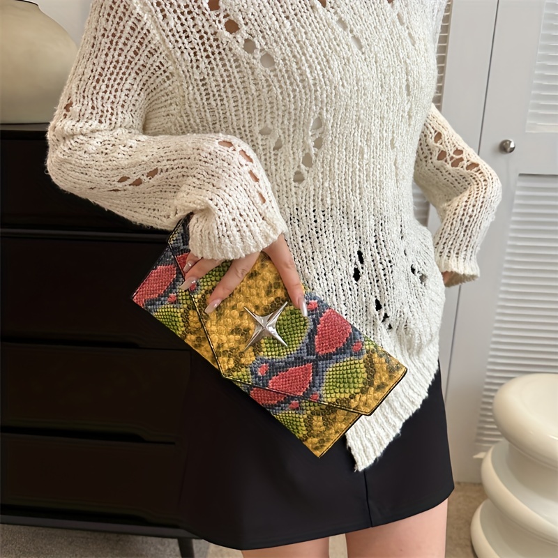 Women's Crocodile Pattern Clutch Envelope Bag