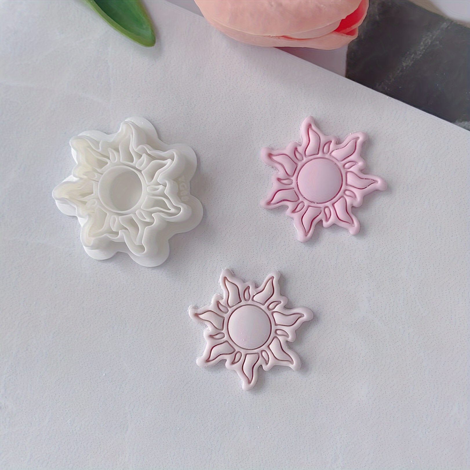 

Creative Diy Soft Pottery Earring Mold - Pla Plastic, Lightweight Craft Tool For Clay Modeling & Handmade Jewelry