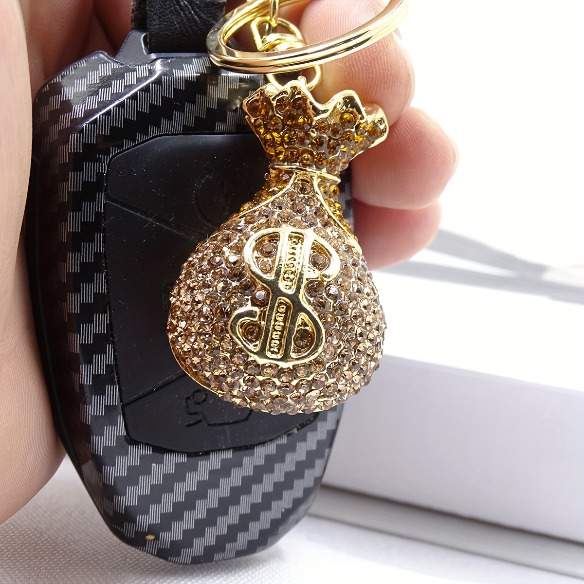 Good Luck Rhinestone Money Bag Keychain For Women And Girls - Cute Key Ring  Charm For Purse, Backpack, And Car Keys - Perfect Christmas Gift - Temu  Israel