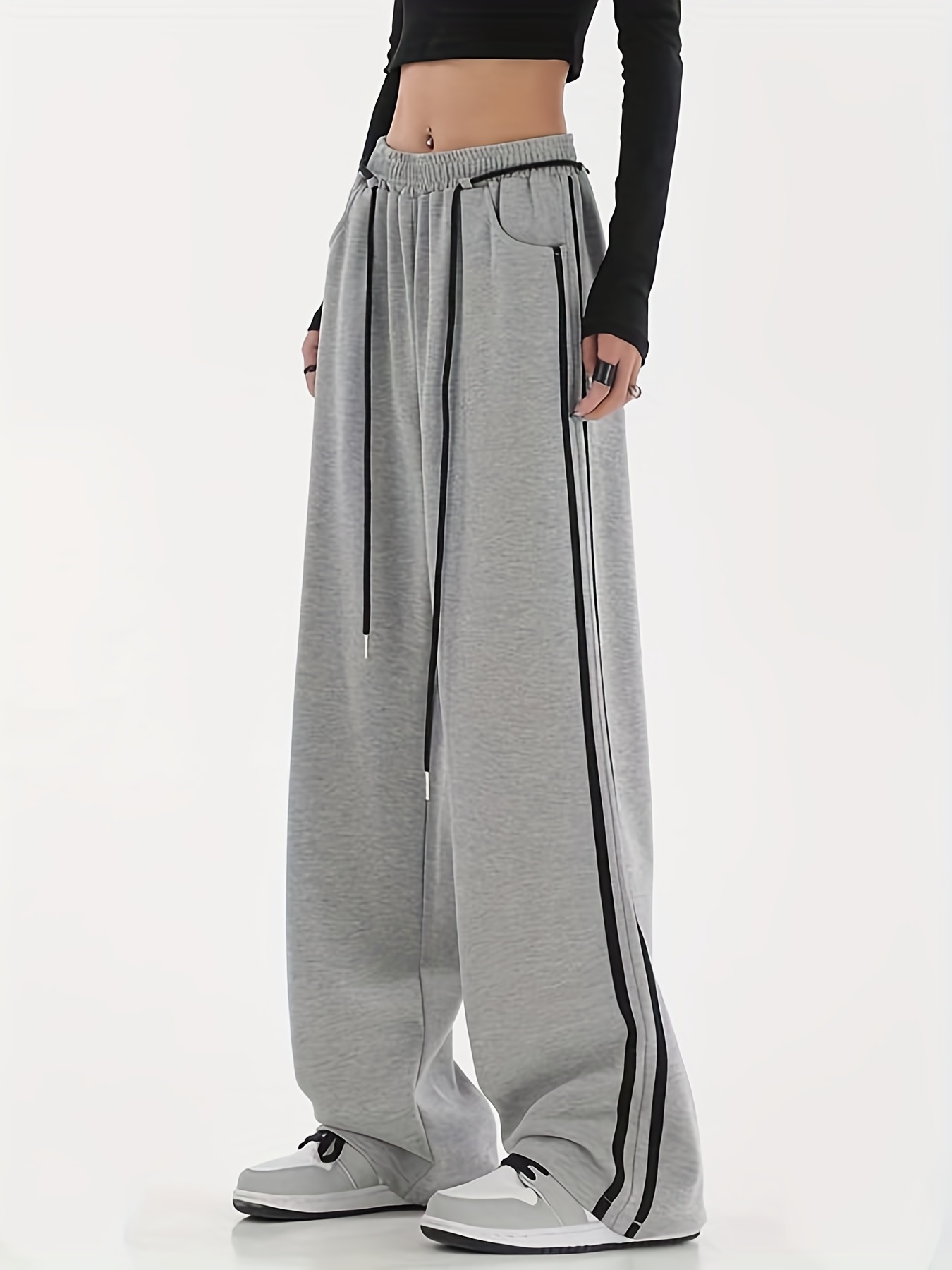 Is That The New Solid Knot Flare Leg Sweatpants ??