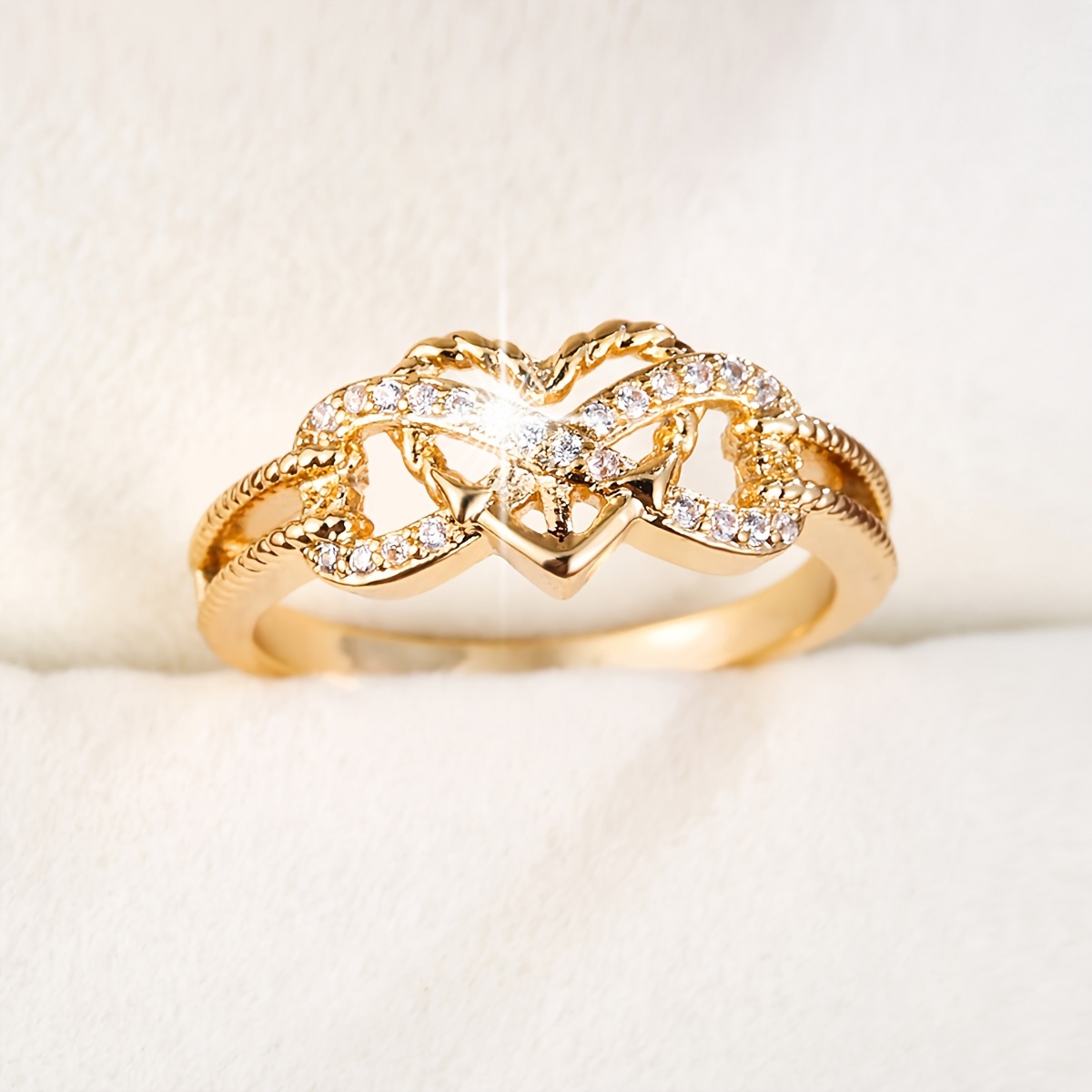 1pc Fashion Heart-shaped Design Inlaid Synthetic Zirconia Temperament Women's Ring