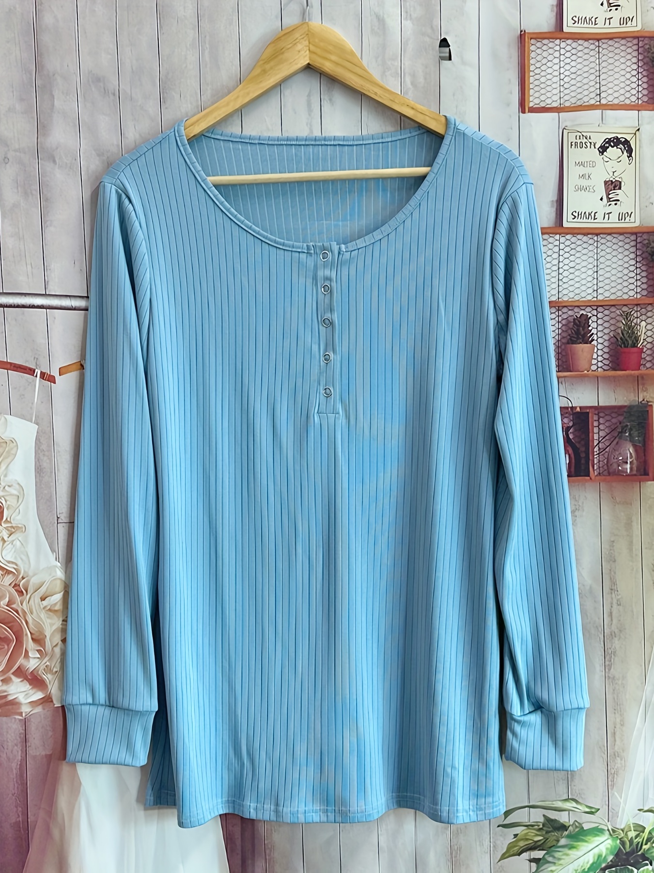 Long Sleeve Ribbed Knit Top in Milk
