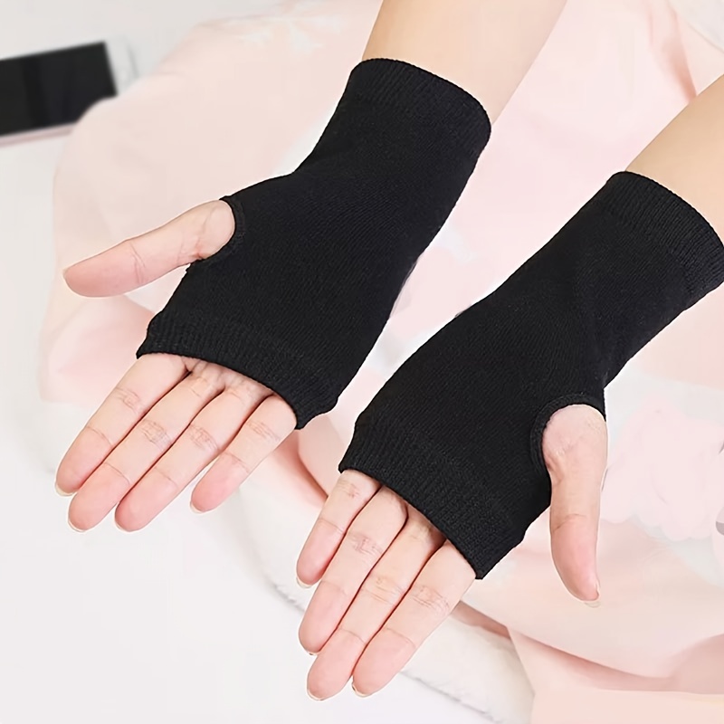 Minimalist Solid Color Fingerless Gloves With Thumb Hole Short