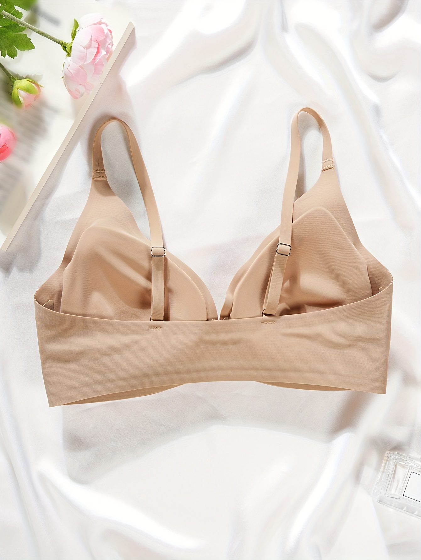 Solid Wireless Bra Linen