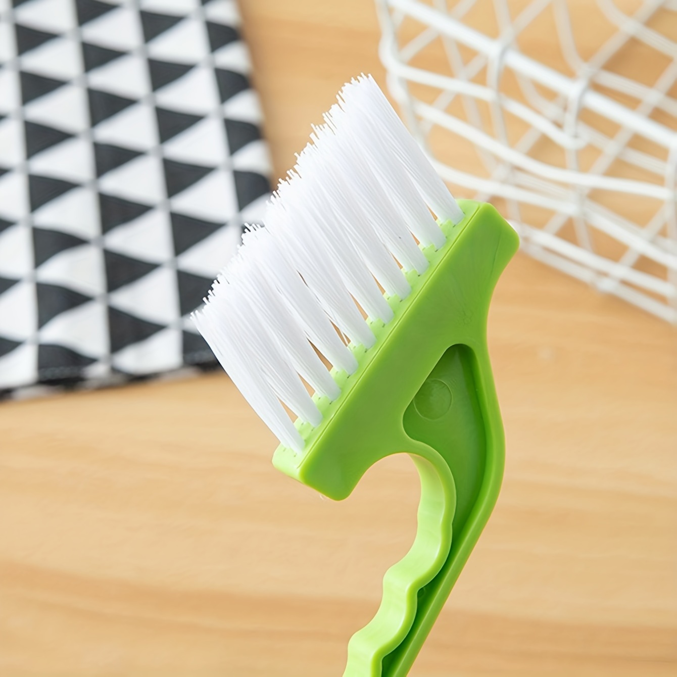 1pc Green Crevice Cleaning Brush