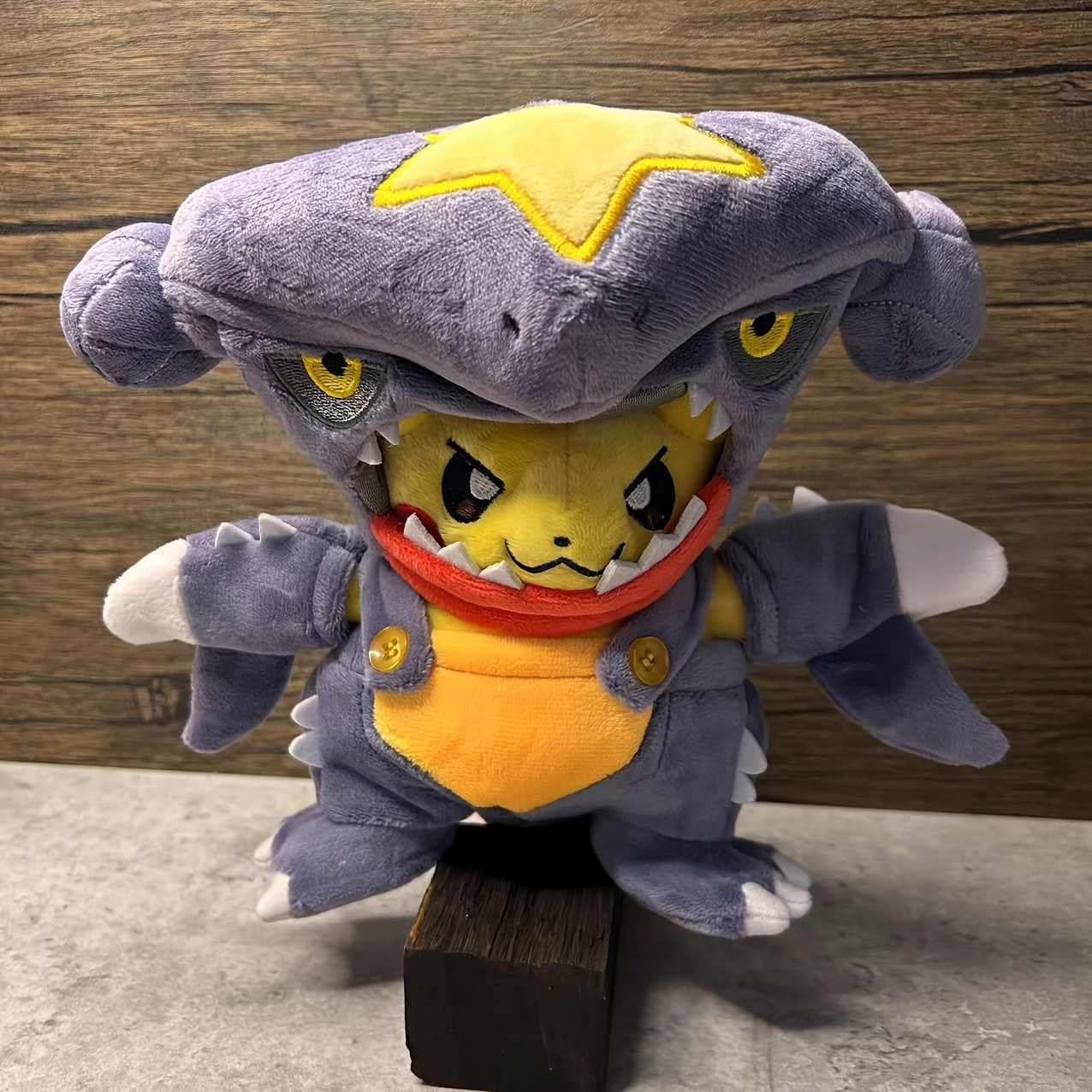 20cm Pokemon Plush Doll Smiling Angry Fire-breathing Dragon Cross-dressing  Cloak Jacket Hat Plush Pikachu Doll