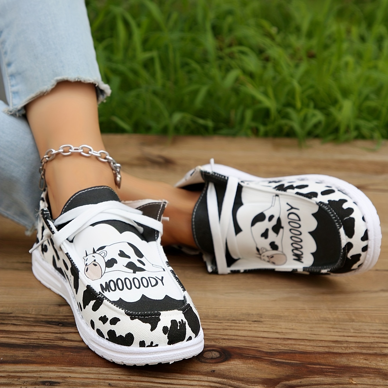 2023 New Trend Cartoon Print Black Men's Sneakers Skateboard Panda