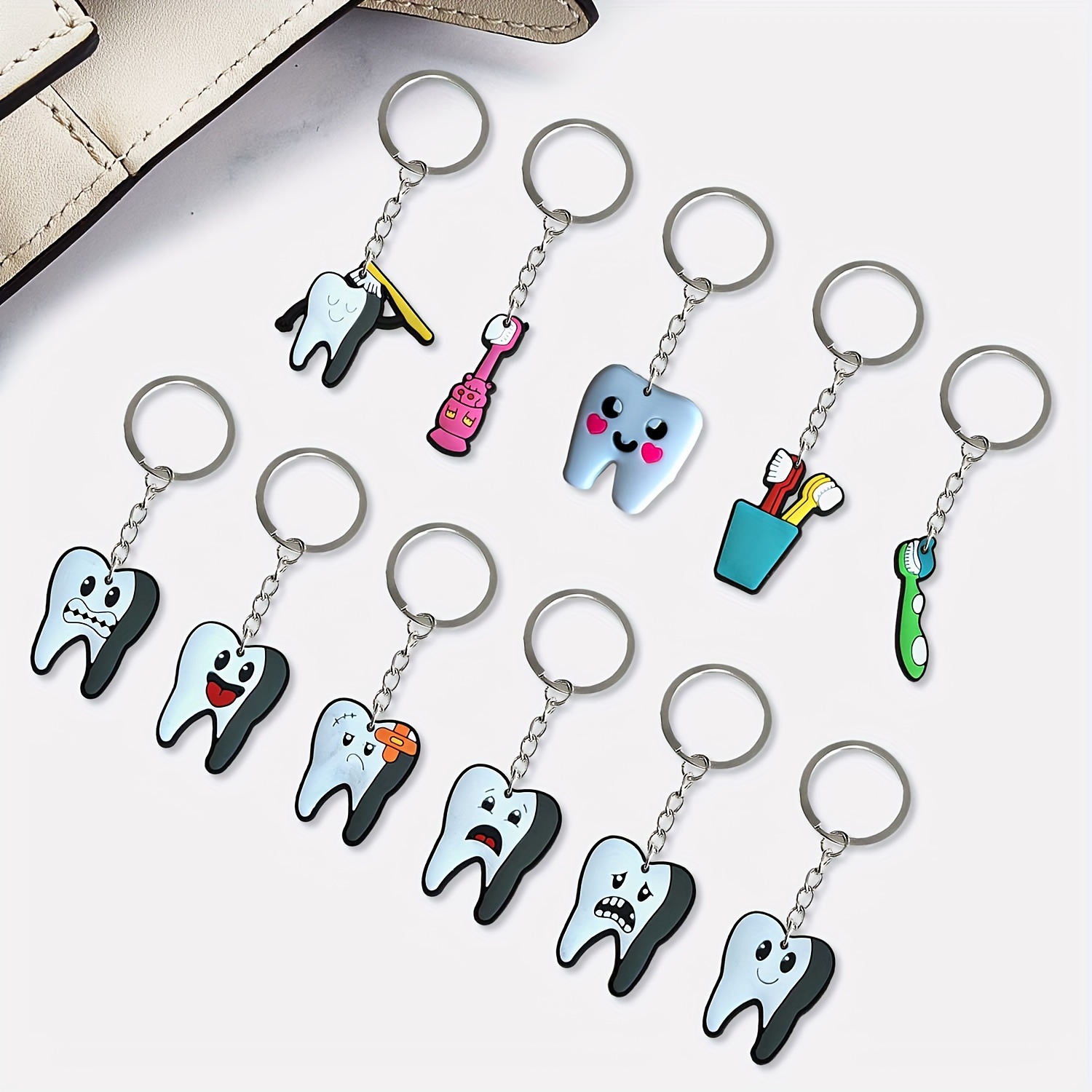 

11pcs Creative Cartoon Tooth Keychains For Men, Backpack Accessories, Ideal Choice For Gifts