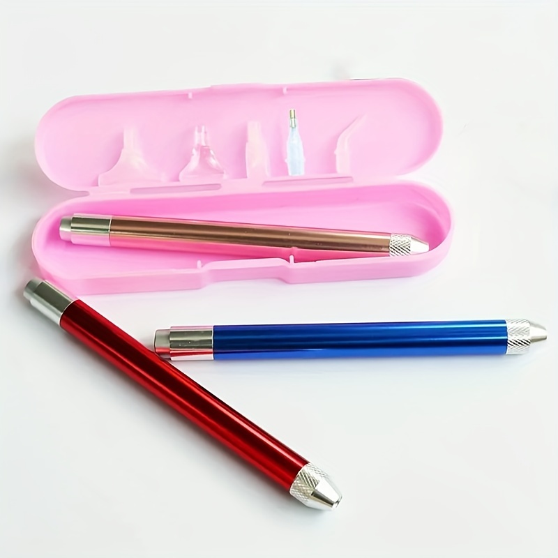 HOUSEEN Point Drill Pen, 2pcs Diamond Art Pen with LED Light 5D DIY Diamond  Art Pens with 2 Light Modes, 10pcs Replacement Pen Tip, 2pcs Magnifying