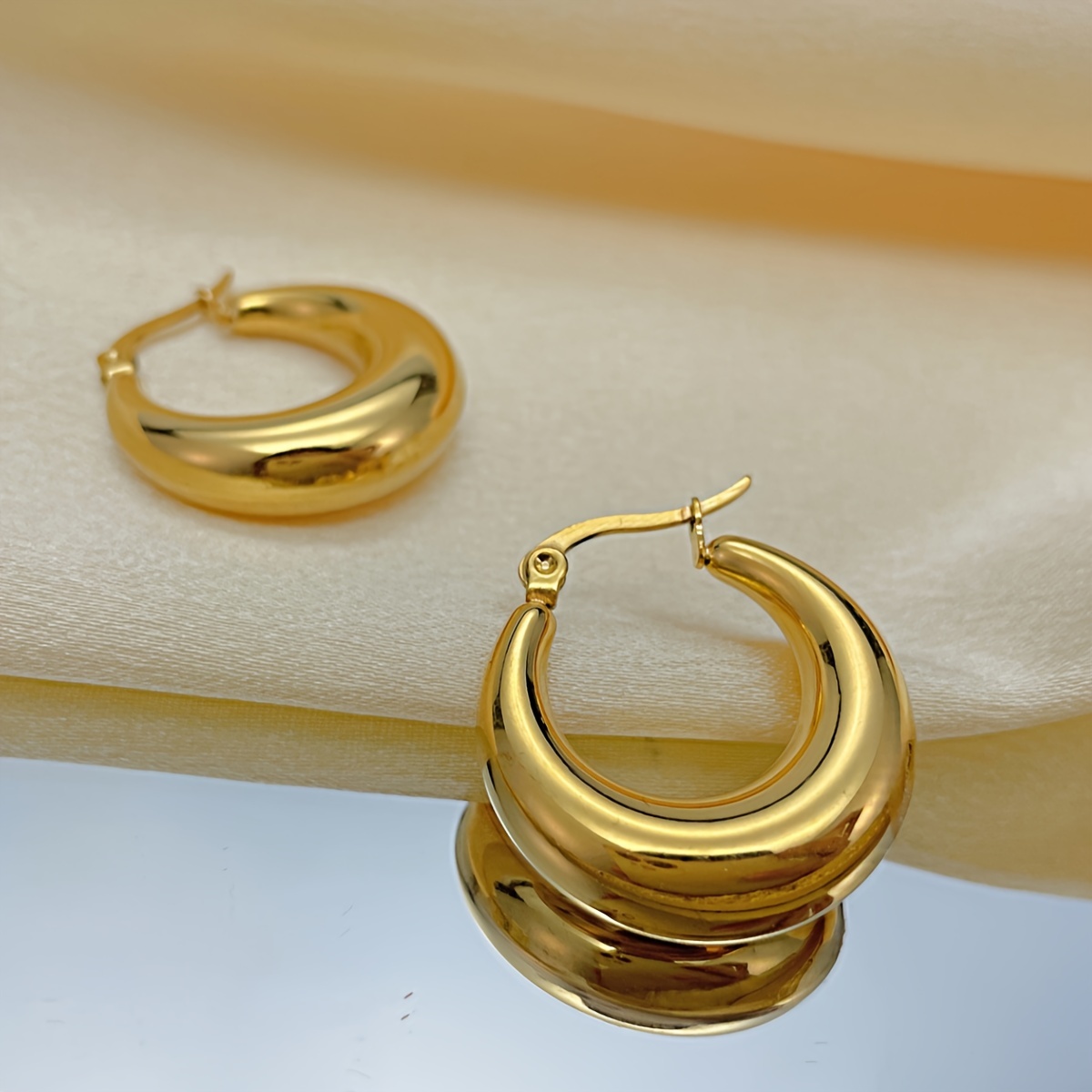 TEMU 1pair Gold-plated Stainless Steel Hoop Earrings, Simple Hollow Earrings