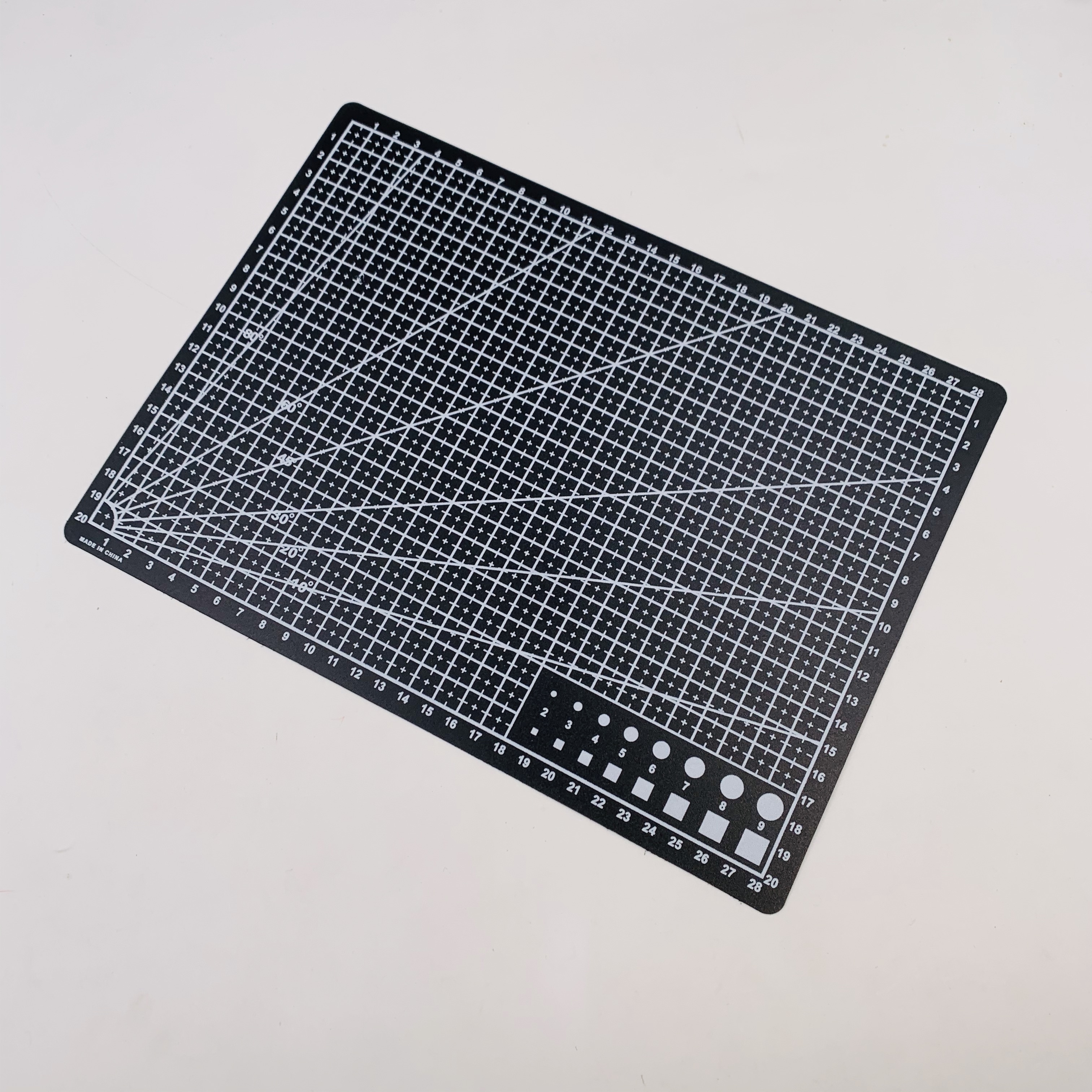 1pc A4 Cutting Mat Cutting Board Factory Three-layer Self-healing Cutting  Rubber Board Cutting Mats For Crafts 11.81inch*7.87inch